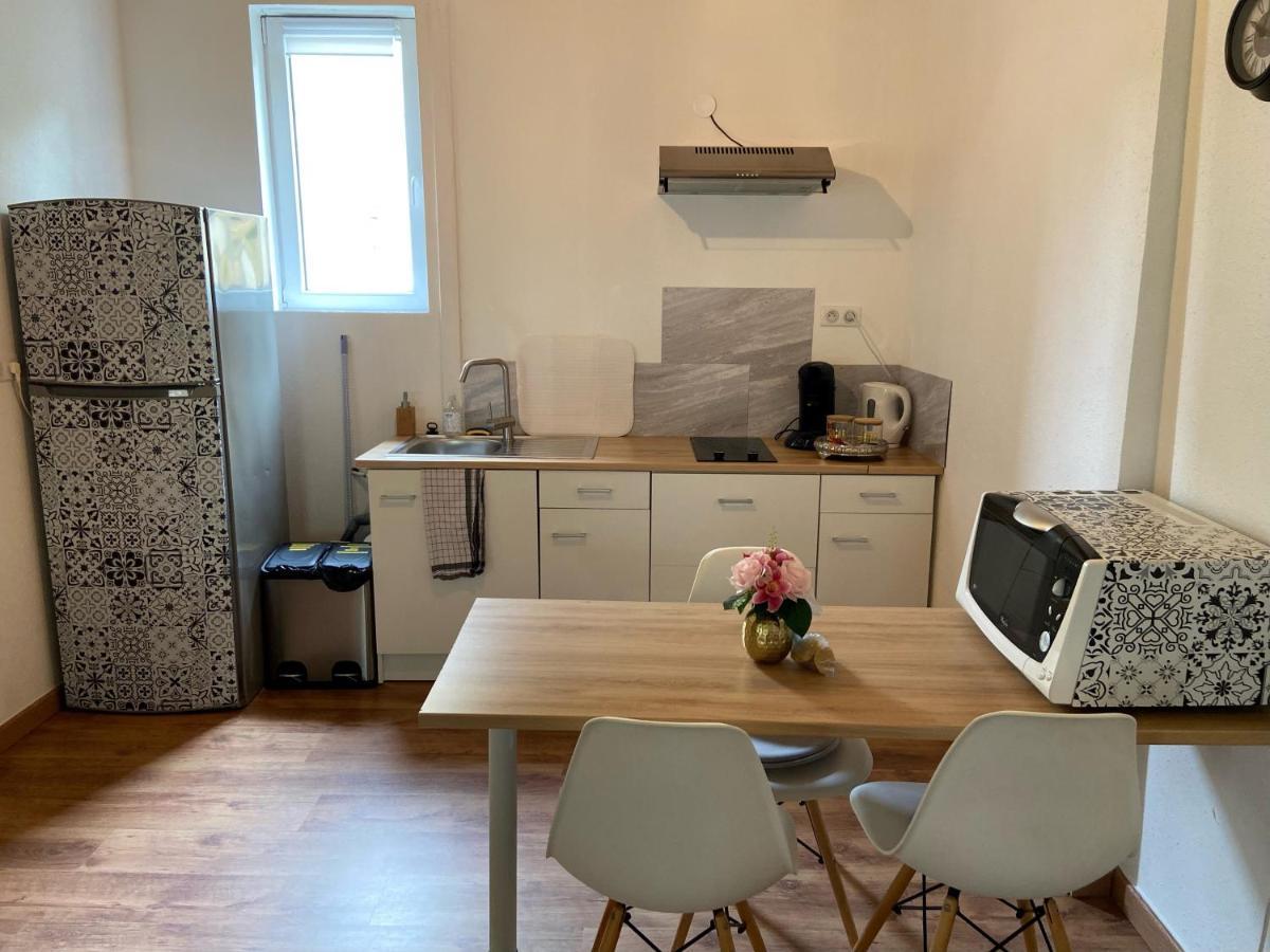 Le Chene: Petit Chalet Cosy Proche De Mulhouse Riedisheim Exterior foto