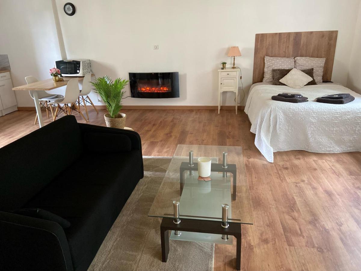 Le Chene: Petit Chalet Cosy Proche De Mulhouse Riedisheim Exterior foto